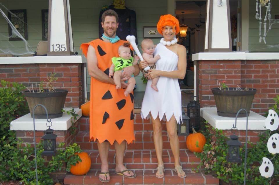 kelly-meinke-family-halloween-costumes-flinstones