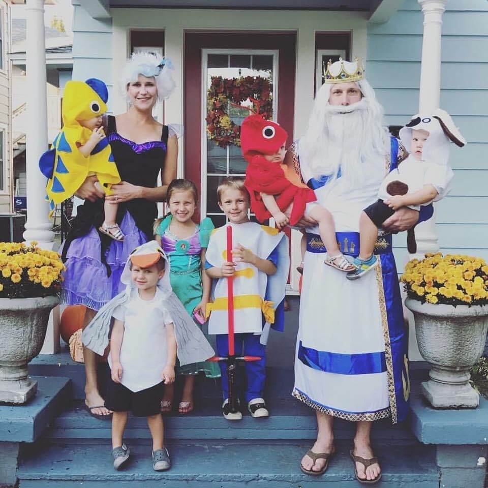 kelly-meinke-family-halloween-costumes1